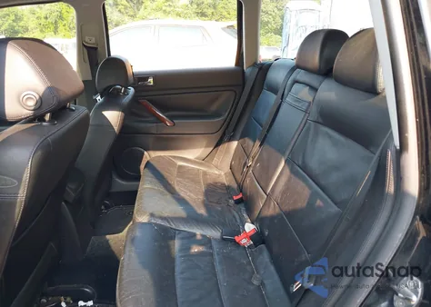 2004 Volkswagen Passat Glx z USA, uszkodzony, nr VIN WVWWH63B84E168643